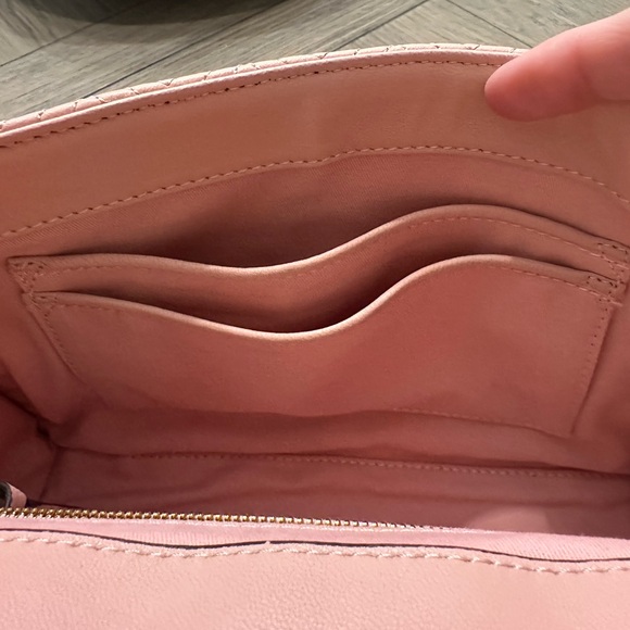 Tory Burch Shell Pink Leather Shoulder Bag - Picture 9 of 9